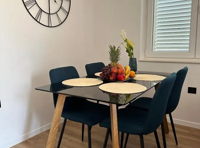 Tina Apartamento *