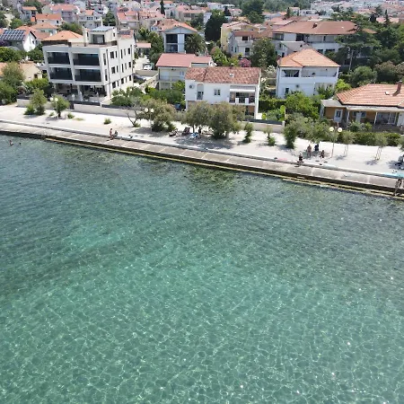 Tina Zadar