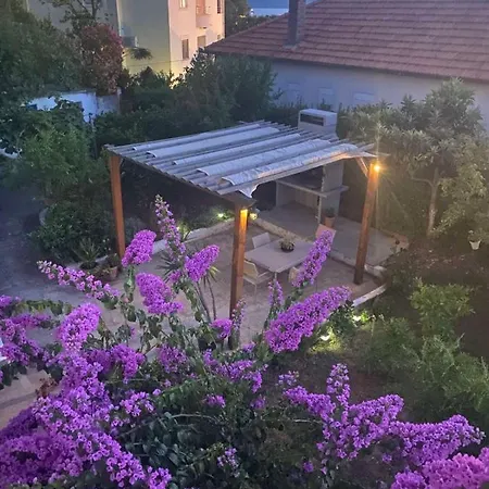 Daire Tina - & Garden Escape